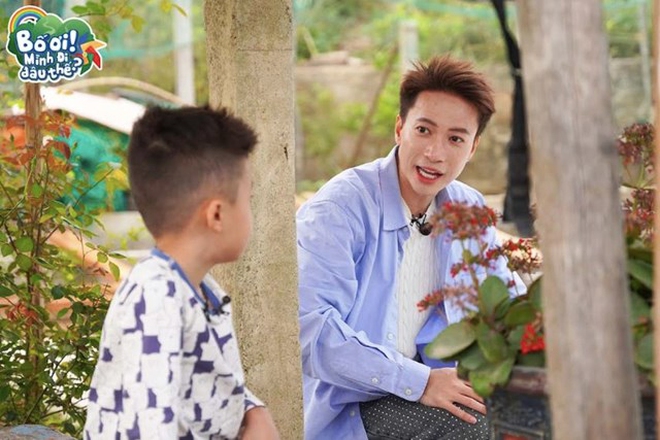 Ca sĩ S.T Sơn Thạch gây bất ngờ khi làm "bố tập sự" của 5 đứa con- Ảnh 4. Ca sĩ S.T Sơn Thạch gây bất ngờ khi làm "bố tập sự" của 5 đứa con- Ảnh 4.