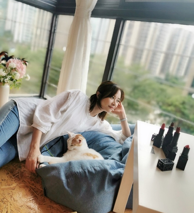 "Ni cô đẹp nhất" của Tiếu ngạo giang hồ, tuổi 50 kín tiếng, chưa tìm được bờ vai để nương tựa- Ảnh 10. "Ni cô đẹp nhất" của Tiếu ngạo giang hồ, tuổi 50 kín tiếng, chưa tìm được bờ vai để nương tựa- Ảnh 10.