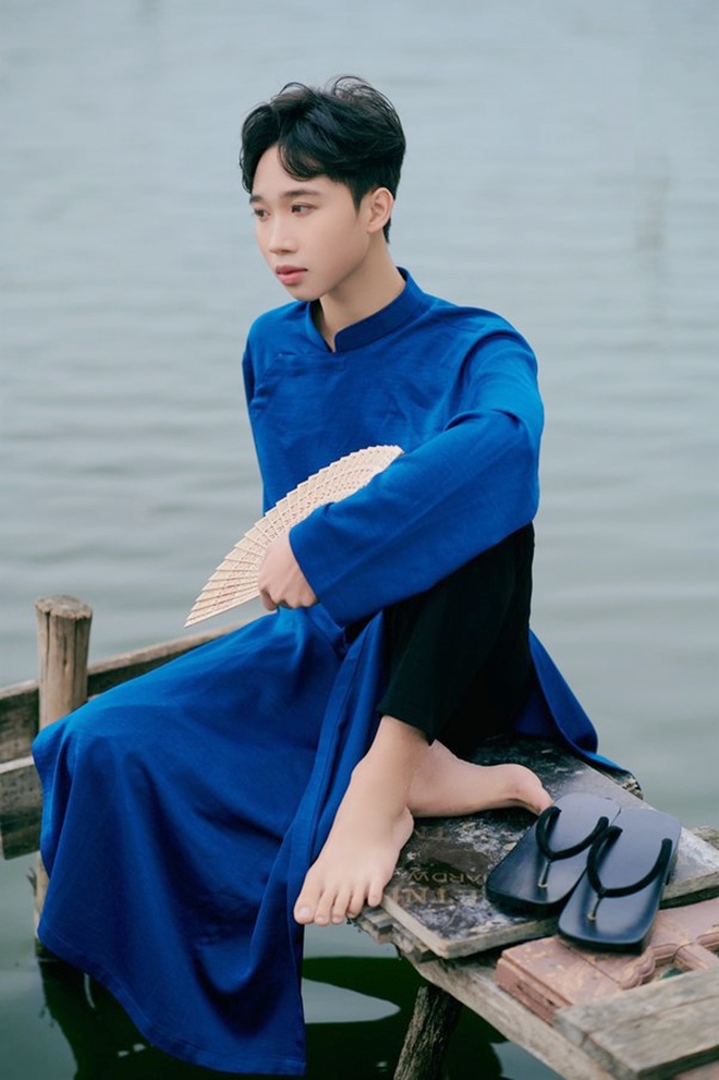 "Cậu bé Thị Mầu" Đức Vĩnh: Hiện tượng âm nhạc năm nào, muốn chinh phục những điều mới mẻ- Ảnh 6. "Cậu bé Thị Mầu" Đức Vĩnh: Hiện tượng âm nhạc năm nào, muốn chinh phục những điều mới mẻ- Ảnh 6.