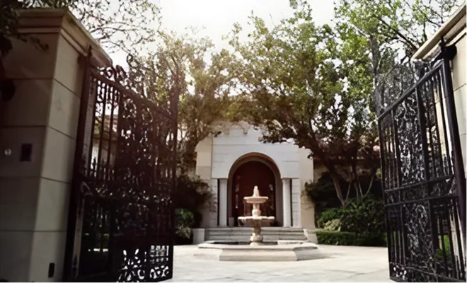Nữ diễn viên "trâm anh thế phiệt", ở biệt thự nghìn tỷ rộng 5.000m2, hôn nhân kín tiếng viên mãn- Ảnh 7. Nữ diễn viên "trâm anh thế phiệt", ở biệt thự nghìn tỷ rộng 5.000m2, hôn nhân kín tiếng viên mãn- Ảnh 7.