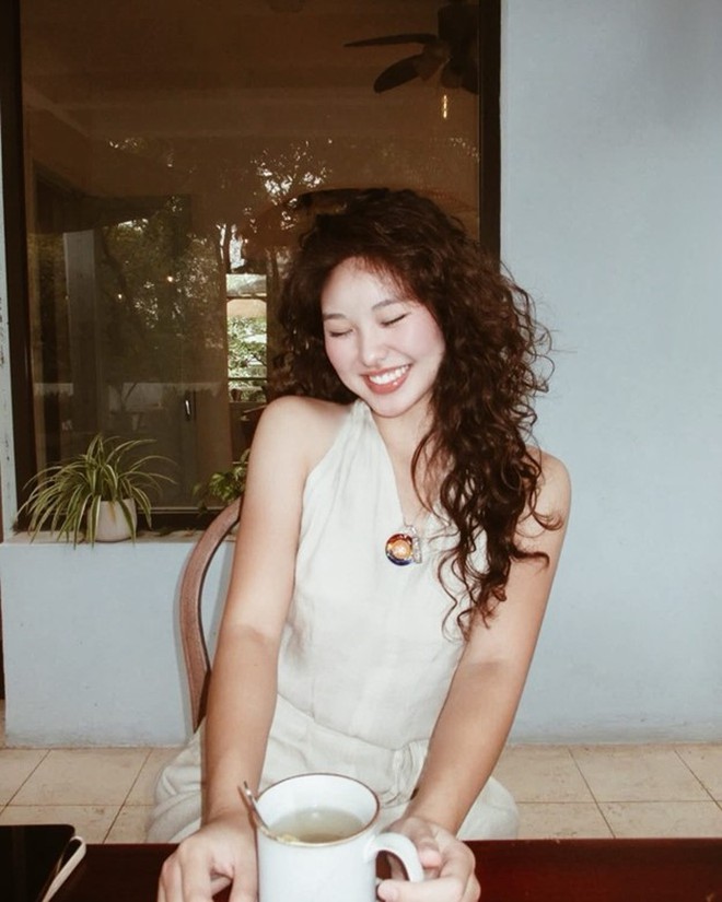 Con gái hoa khôi bóng chuyền Kim Huệ, tuổi 18 khiến dân mạng không thể rời mắt- Ảnh 10. Con gái hoa khôi bóng chuyền Kim Huệ, tuổi 18 khiến dân mạng không thể rời mắt- Ảnh 10.