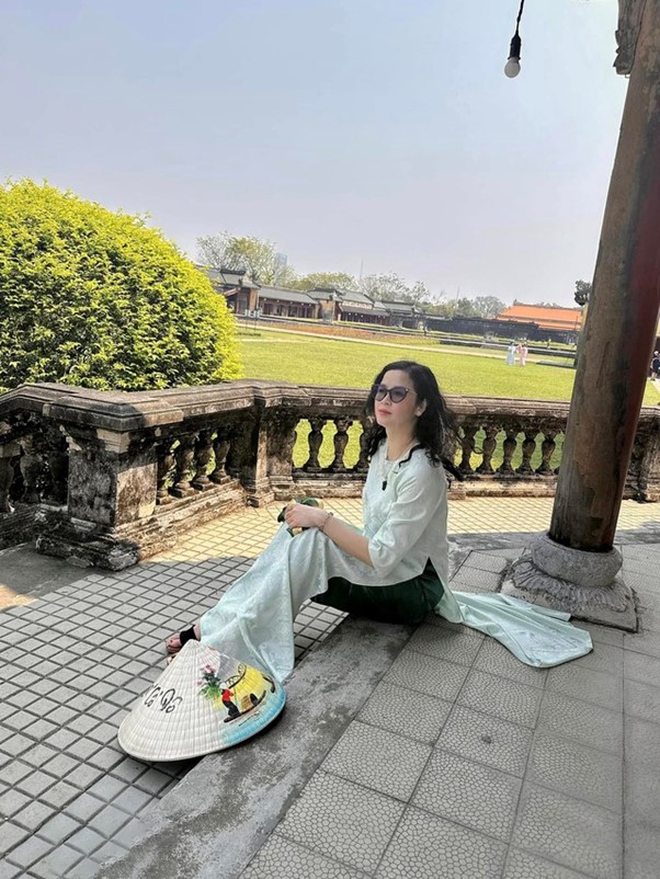 Hoa hậu Minh Phương của "Chạy án": Đánh đổi sự nghiệp để lấy chồng rồi nhận kết đắng, sống kín tiếng sau ly hôn- Ảnh 10. Hoa hậu Minh Phương của "Chạy án": Đánh đổi sự nghiệp để lấy chồng rồi nhận kết đắng, sống kín tiếng sau ly hôn- Ảnh 10.