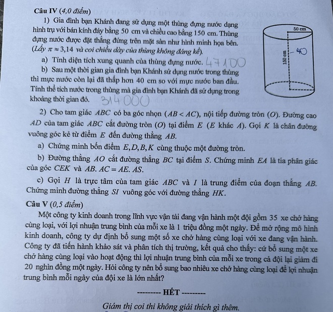 Đề Toán vào 10 Hà Nội: Phổ điểm dự kiến từ 7, nhiều học sinh dễ đạt 9 điểm- Ảnh 1. Đề Toán vào 10 Hà Nội: Phổ điểm dự kiến từ 7, nhiều học sinh dễ đạt 9 điểm- Ảnh 1.