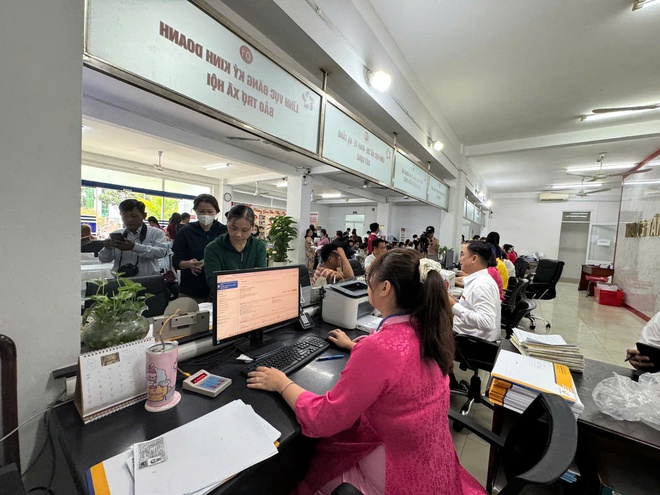 Chính quyền 2 cấp đi vào vận hành: Người dân Tp.HCM phấn khởi vì thủ tục nhanh, gọn- Ảnh 11.