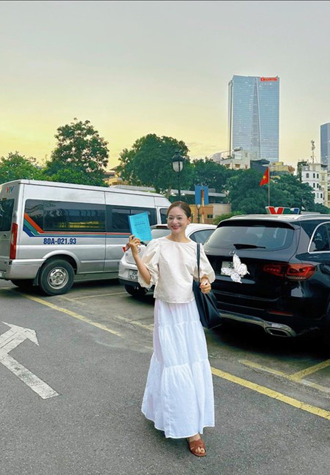 Nữ diễn viên Vbiz nói được 4 thứ tiếng cực đỉnh, nhan sắc bất biến với thời gian- Ảnh 6.