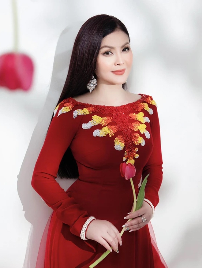 Yến Vy: Biểu tượng sắc đẹp của màn ảnh Việt rời showbiz vì scandal đời tư, U50 lẻ bóng nơi xứ người - Ảnh 3.