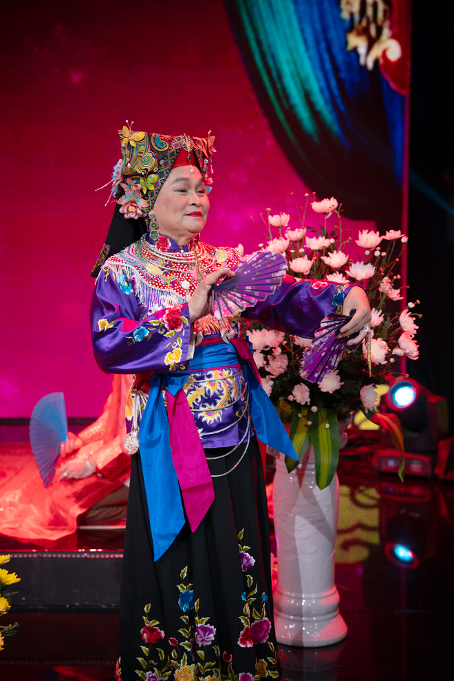 NSƯT Xuân Hinh - ''Kẻ chọc cười dân dã'': Từng muốn bỏ nghề, nói về góc khuất cuộc đời ít ai biết - Ảnh 6.