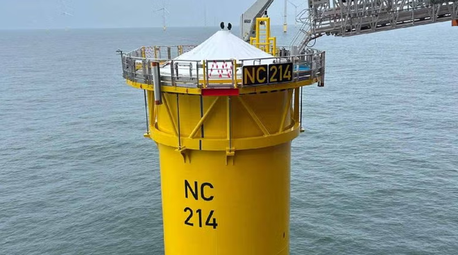 Bước đầu tiên đặt nền móng cho trang trại điện gió ngoài khơi khổng lồ 1,6 GW - Ảnh 2.