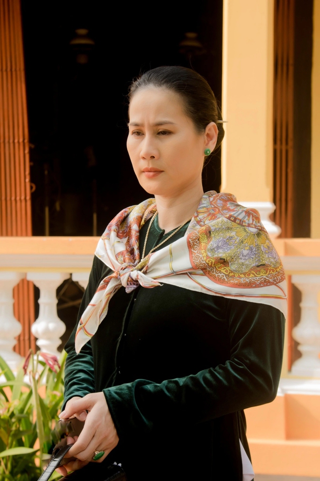 "Ác nữ màn hình": U50 là mẹ đơn thân nuôi 2 con, sống trong biệt thự 4 tầng khang trang- Ảnh 3. "Ác nữ màn hình": U50 là mẹ đơn thân nuôi 2 con, sống trong biệt thự 4 tầng khang trang- Ảnh 3.