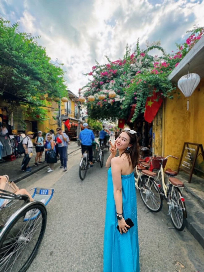 Á hậu Hong Kong khoe ảnh do chồng chụp tại Hội An - Ảnh 2.