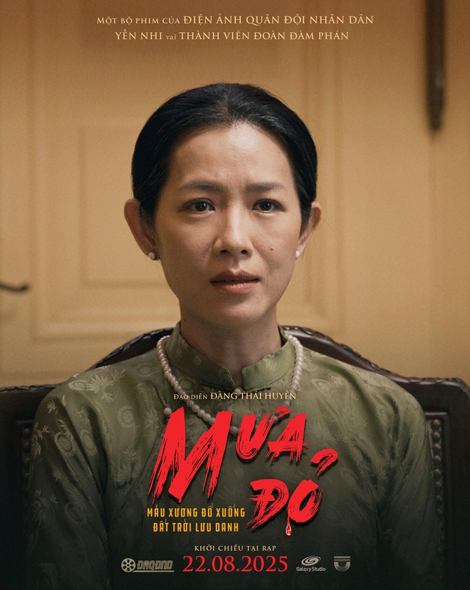 Diễn viên Đinh Thuý Hà khi diện áo dài trong Mưa Đỏ: Giữ trọn nét đẹp nền nã, phúc hậu làm say lòng khán giả- Ảnh 15. Diễn viên Đinh Thuý Hà khi diện áo dài trong Mưa Đỏ: Giữ trọn nét đẹp nền nã, phúc hậu làm say lòng khán giả- Ảnh 15.