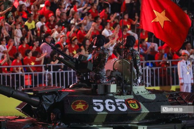 Cận cảnh dàn khí tài "siêu khủng" tại lễ sơ duyệt cấp Nhà nước- Ảnh 2. Cận cảnh dàn khí tài "siêu khủng" tại lễ sơ duyệt cấp Nhà nước- Ảnh 2.