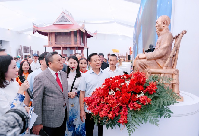 Không gian Truyền thống và Sáng tạo Hà Nội thu hút hàng nghìn du khách- Ảnh 4. Không gian Truyền thống và Sáng tạo Hà Nội thu hút hàng nghìn du khách- Ảnh 4.