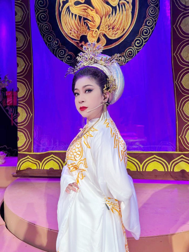 Nữ NSƯT được gọi là "thần đồng cải lương" từng kiếm được cả cây vàng/đêm, U60 vẫn lẻ bóng - Ảnh 4.