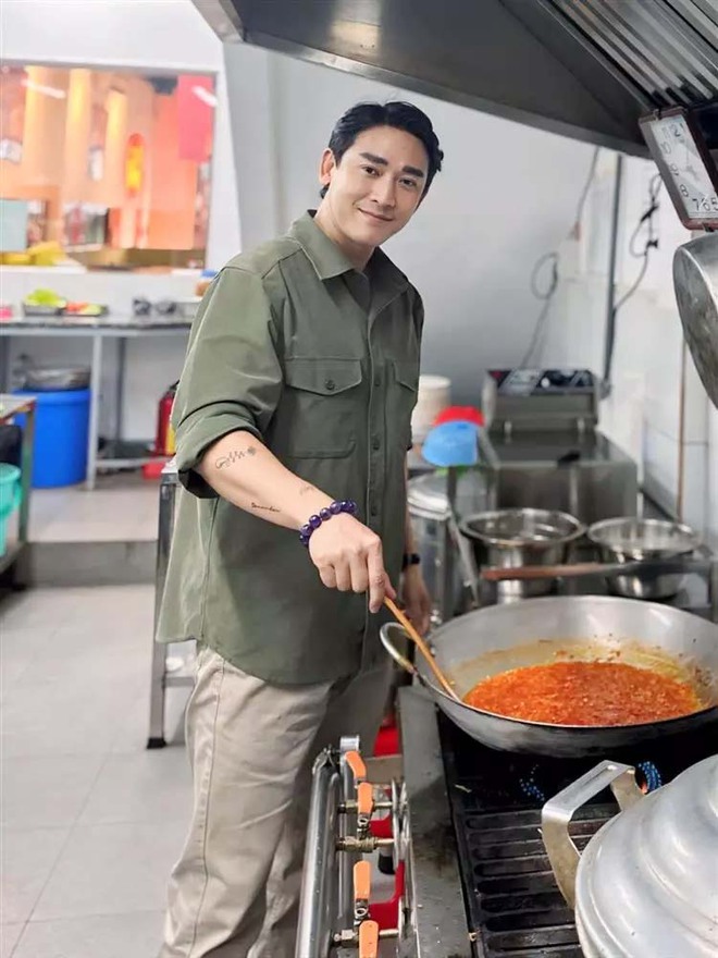 Mỹ nam hàng đầu showbiz: 12 tuổi đã ra dáng tài tử điện ảnh, U50 chưa kết hôn- Ảnh 8.