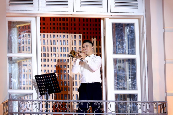 Đà Nẵng biểu diễn đêm nhạc trên ban công bảo tàng lịch sử, kết nối tương lai- Ảnh 21. Đà Nẵng biểu diễn đêm nhạc trên ban công bảo tàng lịch sử, kết nối tương lai- Ảnh 21.