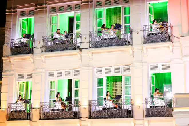 Đà Nẵng biểu diễn đêm nhạc trên ban công bảo tàng lịch sử, kết nối tương lai- Ảnh 18. Đà Nẵng biểu diễn đêm nhạc trên ban công bảo tàng lịch sử, kết nối tương lai- Ảnh 18.