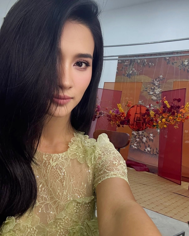 "Diễn viên đẹp nhất Việt Nam": Ở tuổi U40, nhan sắc bất chấp tuổi tác qua cam thường  - Ảnh 6.