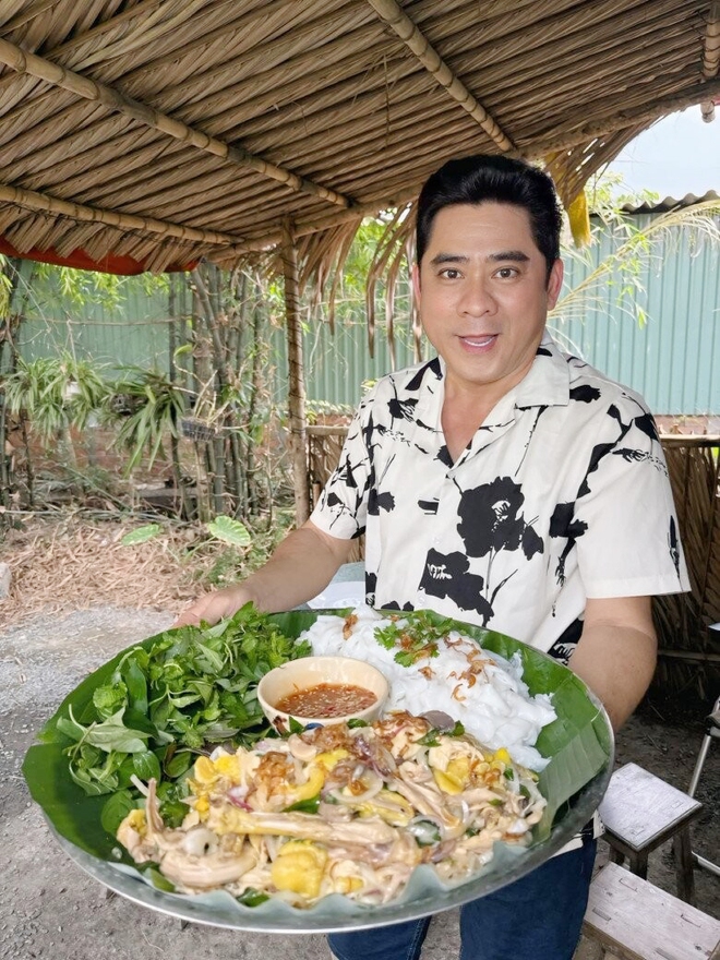 Diễn viên Huỳnh Anh Tuấn trở lại căn bếp sau thời gian chiến đấu với bệnh tật - Ảnh 5.