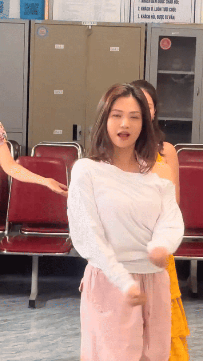 Mỹ nh&acirc;n hot nhất phim giờ v&agrave;ng VTV: Khoe sắc v&oacute;c đ&aacute;ng ngưỡng mộ ở tuổi 45  - Ảnh 2.