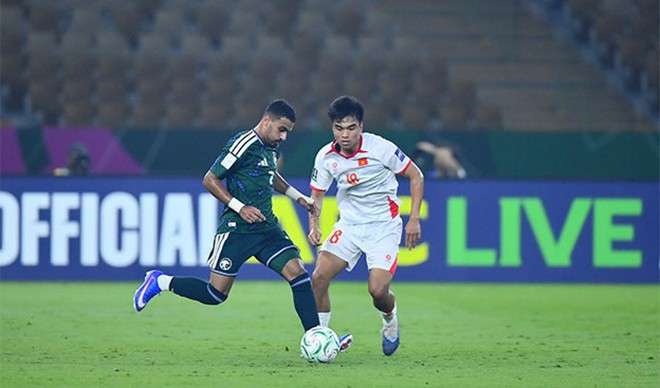 U23 Việt Nam tiếp tục tạo n&ecirc;n cơn địa chấn, gi&agrave;nh v&eacute; v&agrave;o tứ kết U23 ch&acirc; &Aacute; - Ảnh 2.