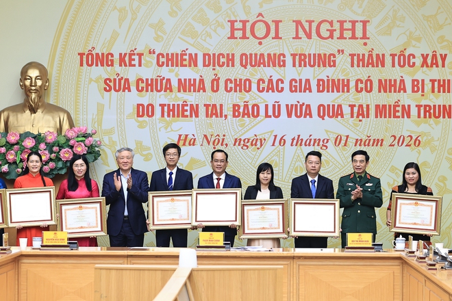 Thủ tướng: "Chiến dịch Quang Trung" kh&ocirc;ng những chiến thắng m&agrave; c&ograve;n "chiến thắng gi&ograve;n gi&atilde;" - Ảnh 5.