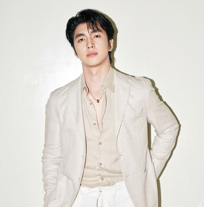 "Bad boy nổi tiếng m&agrave;n ảnh Việt": Nhan sắc kịch trần nhưng xuất hiện ở đ&acirc;u l&agrave; drama ở đ&oacute; - Ảnh 5.