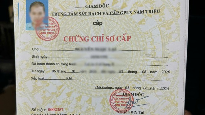 Triệt phá đường dây dựng "lò" in giấy tờ giả ở Campuchia rồi đưa về Việt Nam tiêu thụ - Ảnh 2.