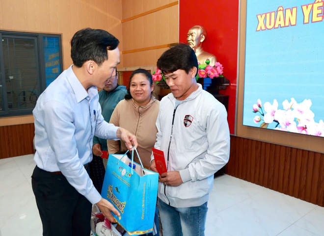 Yến s&agrave;o Kh&aacute;nh H&ograve;a tổ chức chương tr&igrave;nh "Xu&acirc;n chia sẻ - Tết y&ecirc;u thương" 2026 - Ảnh 4.