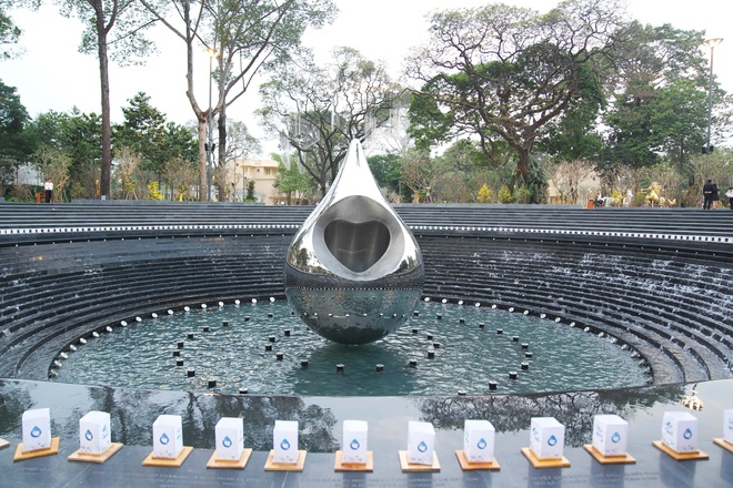 Kh&aacute;nh th&agrave;nh C&ocirc;ng vi&ecirc;n tưởng niệm nạn nh&acirc;n Covid-19 tại Tp.HCM- Ảnh 5.