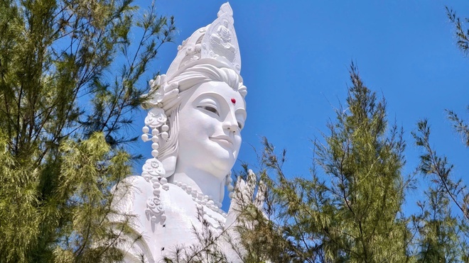 Chi&ecirc;m b&aacute;i tượng Phật Quan &Acirc;m cao nhất Đ&ocirc;ng Nam &Aacute; ở Quảng Ng&atilde;i- Ảnh 5.