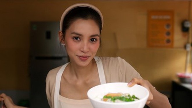 "Nữ hoàng nhan sắc" được Trấn Thành săn đón nhất, đóng 3 phim trăm tỷ cả 3 - Ảnh 5.