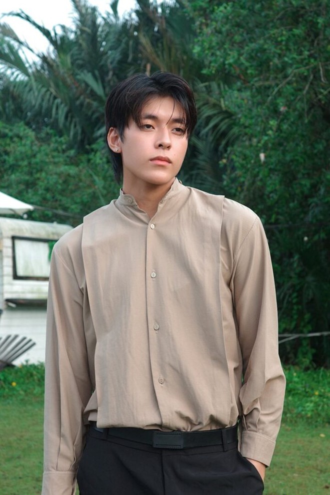 Mỹ nam cao 1m92 phim "Thỏ ơi": Từ hot boy đại học đến nam ch&iacute;nh phim Tết của Trấn Th&agrave;nh - Ảnh 7.