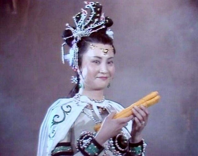 Cuộc sống k&iacute;n tiếng ở tuổi U90 của Bạch Cốt Tinh phim "T&acirc;y du k&yacute;" - Ảnh 3.