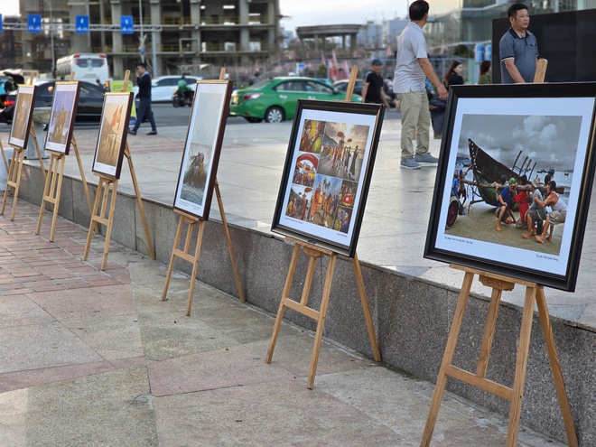 Du khách thích thú trải nghiệm Tết làng chài bên bờ biển Đà Nẵng- Ảnh 28. Du khách thích thú trải nghiệm Tết làng chài bên bờ biển Đà Nẵng- Ảnh 28.