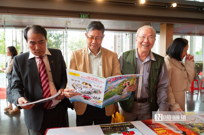 Gia Lai: Số h&oacute;a c&aacute;c ấn phẩm b&aacute;o Xu&acirc;n, lan tỏa bức tranh đổi mới của Đất nước v&agrave; sứ mệnh B&aacute;o ch&iacute;- Ảnh 9.