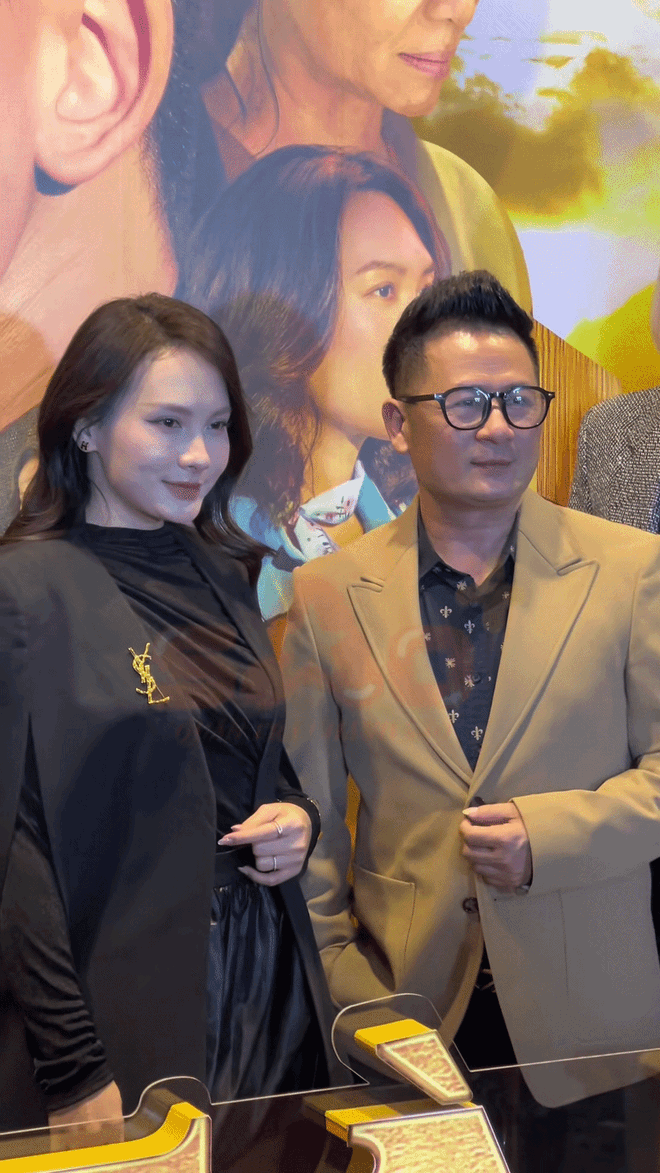 "Mỹ nh&acirc;n phim giờ v&agrave;ng" t&aacute;i xuất sau thời gian d&agrave;i vắng b&oacute;ng, đổi style khiến nhan sắc thăng hạng - Ảnh 3.