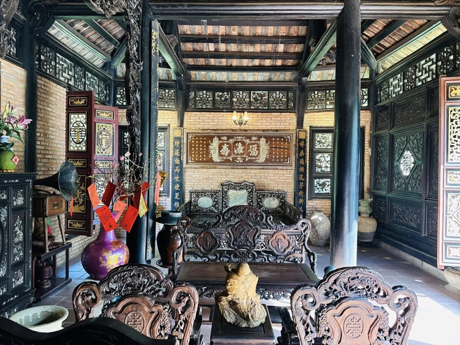 Nam nghệ sĩ nổi tiếng phản hồi về tin đồn b&aacute;n gấp "biệt phủ trăm tỷ" v&igrave; vỡ nợ - Ảnh 4.