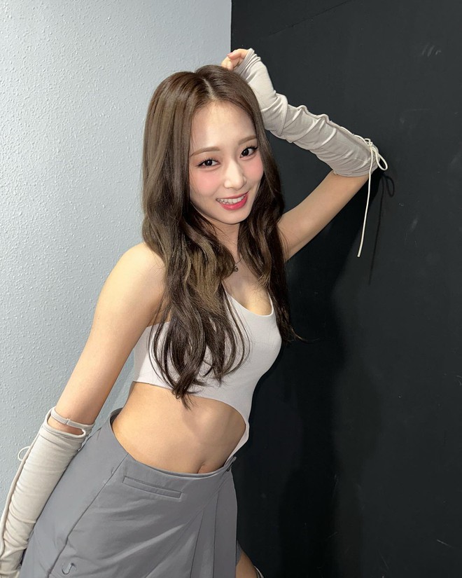 Mỹ nh&acirc;n đẹp nhất thế giới, g&acirc;y bất ngờ sau 10 bị cấm s&oacute;ng - Ảnh 8.