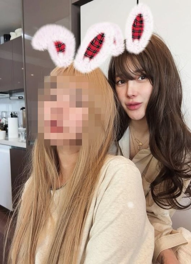 Bị chồng doanh nh&acirc;n "đ&aacute;" sau 7 th&aacute;ng cưới, diện mạo nữ ca sĩ đ&igrave;nh đ&aacute;m đổi kh&aacute;c kh&ocirc;ng nhận ra - Ảnh 6.