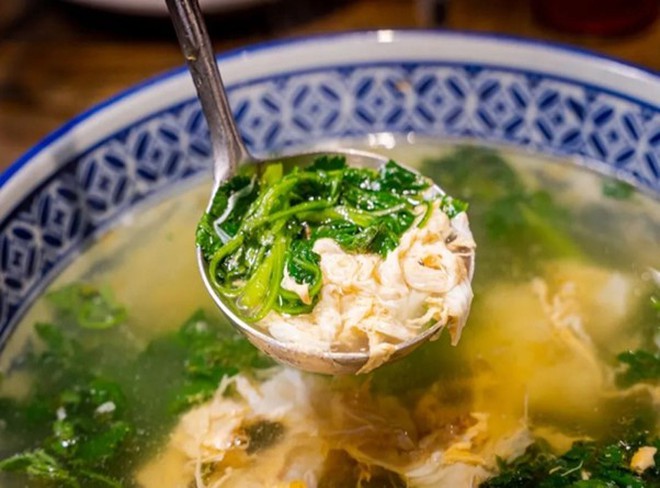 Loại rau l&agrave; "m&oacute;n ăn của Ho&agrave;ng đế", hương thơm độc đ&aacute;o, tươi m&aacute;t - Ảnh 4.