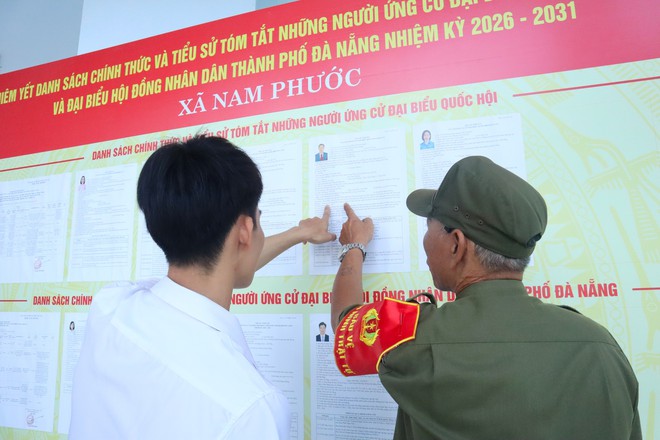 "Gần d&acirc;n, hiểu d&acirc;n, nỗ lực hết sức để bảo vệ quyền lợi ch&iacute;nh đ&aacute;ng của nh&acirc;n d&acirc;n"- Ảnh 5.