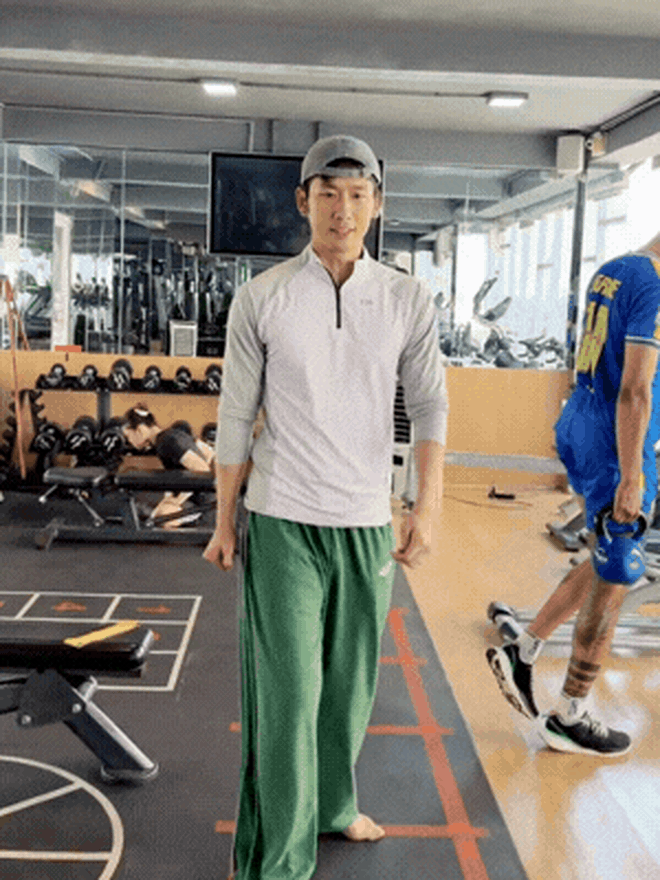 "Nam diễn vi&ecirc;n phim trăm tỷ" khiến kh&aacute;n giả lo lắng - Ảnh 6.