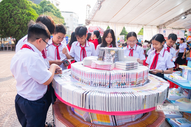 Đắk Lắk: Lan toả đam m&ecirc; đọc s&aacute;ch, đại sứ văn h&oacute;a đọc đến cộng đồng- Ảnh 5.