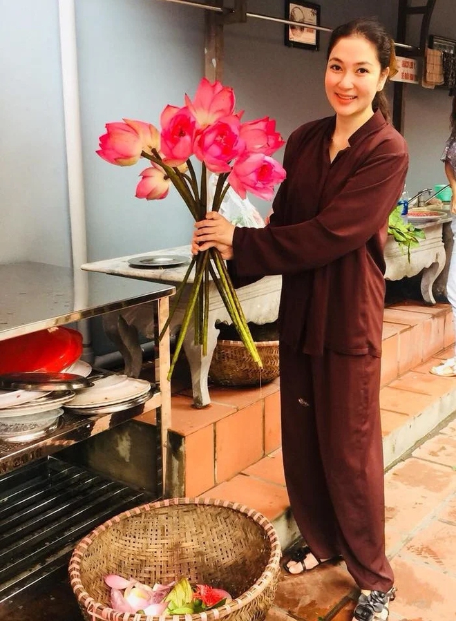 Hoa hậu nổi tiếng xinh đẹp nhưng không chọn hào quang showbiz, cuộc sống kín tiếng ở tuổi 41 - Ảnh 6.