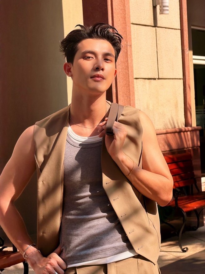 Mỹ nam thế hệ mới với gương mặt ho&agrave;n hảo chuẩn "tỷ lệ v&agrave;ng"- Ảnh 5.