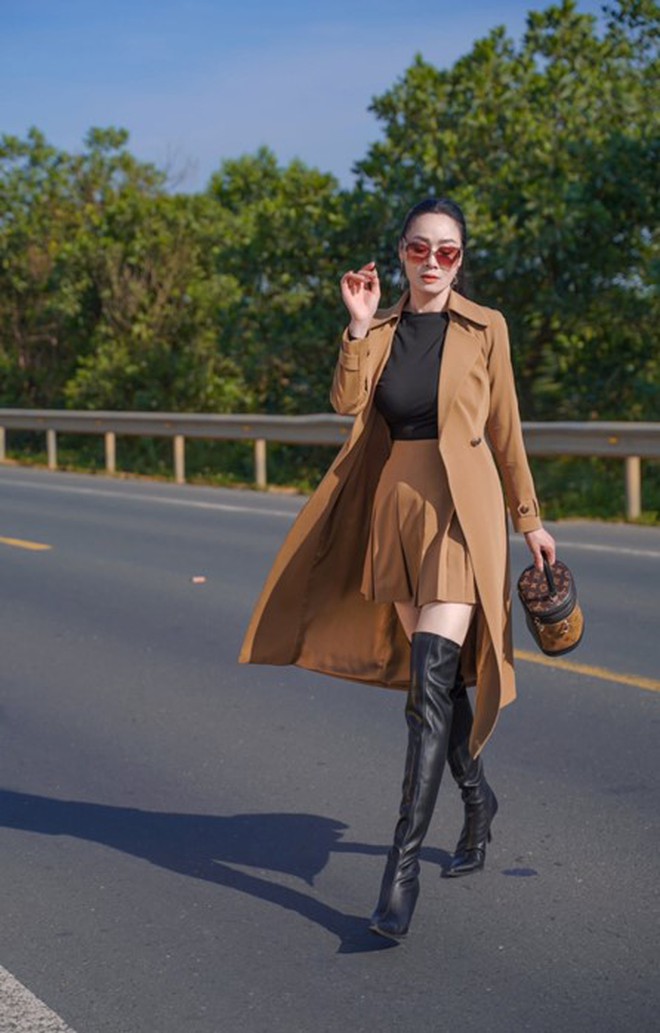 Nữ NSƯT "lột x&aacute;c" phong c&aacute;ch thời trang ở độ tuổi trung ni&ecirc;n khiến vạn người m&ecirc; - Ảnh 5.