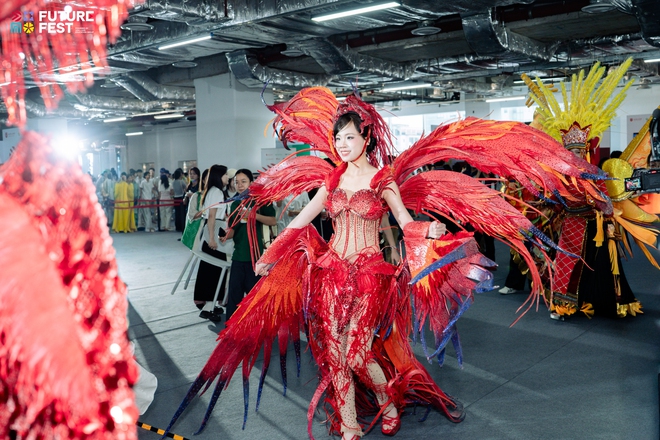 H&agrave;ng ngh&igrave;n học sinh "chạm" tương lai nghề nghiệp trong kỷ nguy&ecirc;n AI- Ảnh 2.