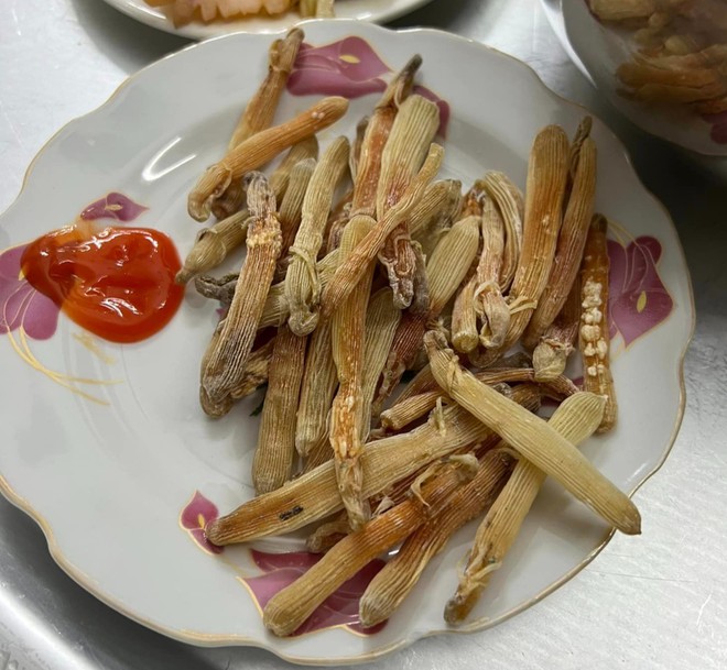 Sản vật tiến vua c&oacute; gi&aacute; v&agrave;i triệu đồng/kg được d&acirc;n địa phương gọi l&agrave; "vị thần" của c&aacute;c m&oacute;n nước- Ảnh 4.