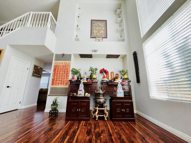 H&ocirc;n nh&acirc;n vi&ecirc;n m&atilde;n, nhan sắc trẻ đẹp ở tuổi U40 của mỹ nh&acirc;n phim giờ v&agrave;ng VTV  - Ảnh 6.